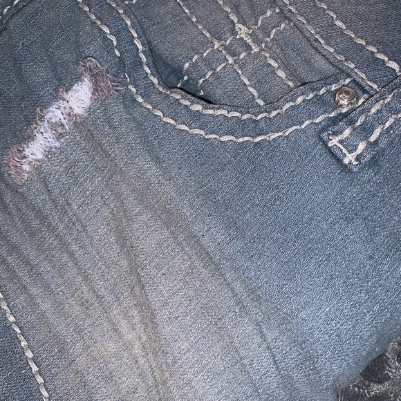 ❌SOLD❌ on ThredUp—Frayed Blue Shorts - Picture 5 of 5